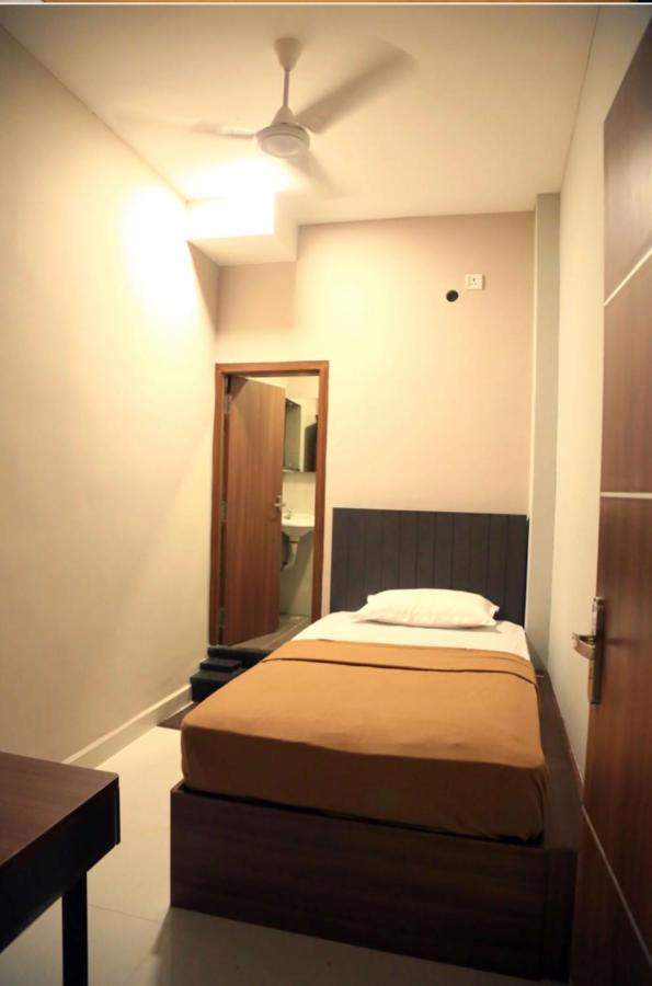 Hotel M Square Vellore Esterno foto